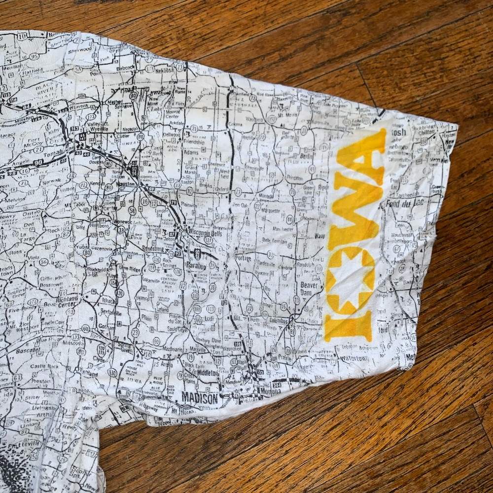 Vintage 90s Iowa State Map Shirt - Picture 5 of 7